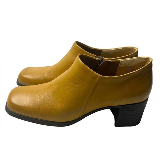 Chadwick's Sz 7.5 Chestnut Tan Faux Leather Chunky 2” Heel Side Zip Ankle Boot - Picture 3 of 7